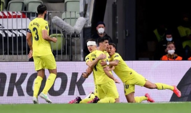  那不勒斯关键战失利退出争冠  