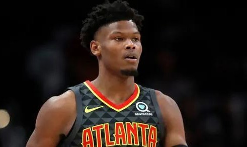  里昂队长重伤赛季提前报销  