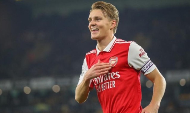  阿森纳终结曼城二十二场不败  